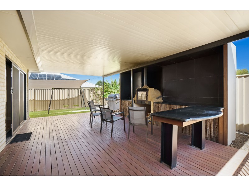 36 Adenine Bend, Piara Waters WA 6112