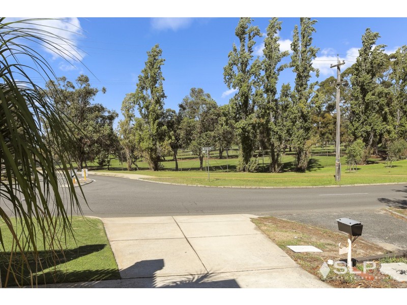 3B Sudlow Street, Embleton WA 6062