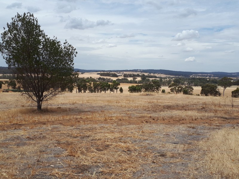 Lot 82 Moramockining Road, Wandering WA 6308