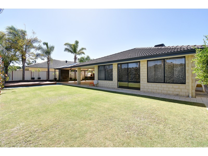 34 Kensington Way, Pearsall WA 6065