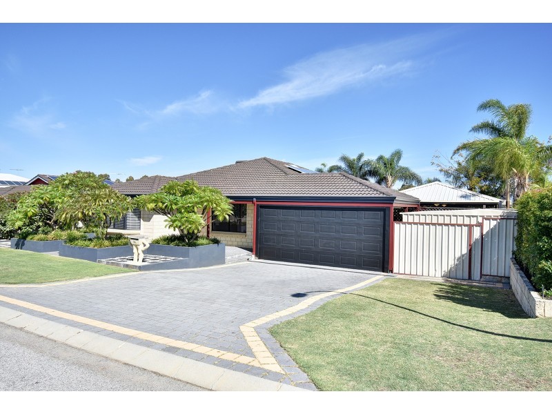 34 Kensington Way, Pearsall WA 6065