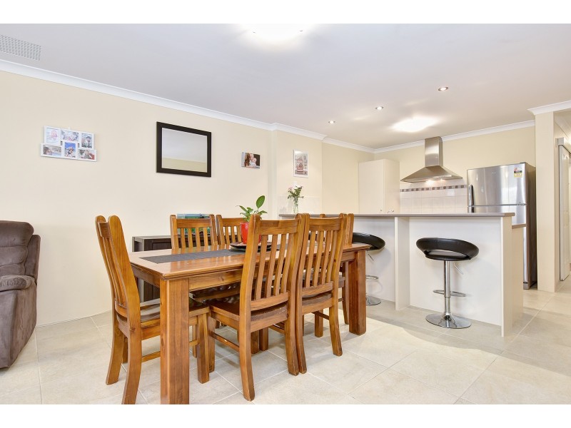 27 Zingarello Street, Pearsall WA 6065