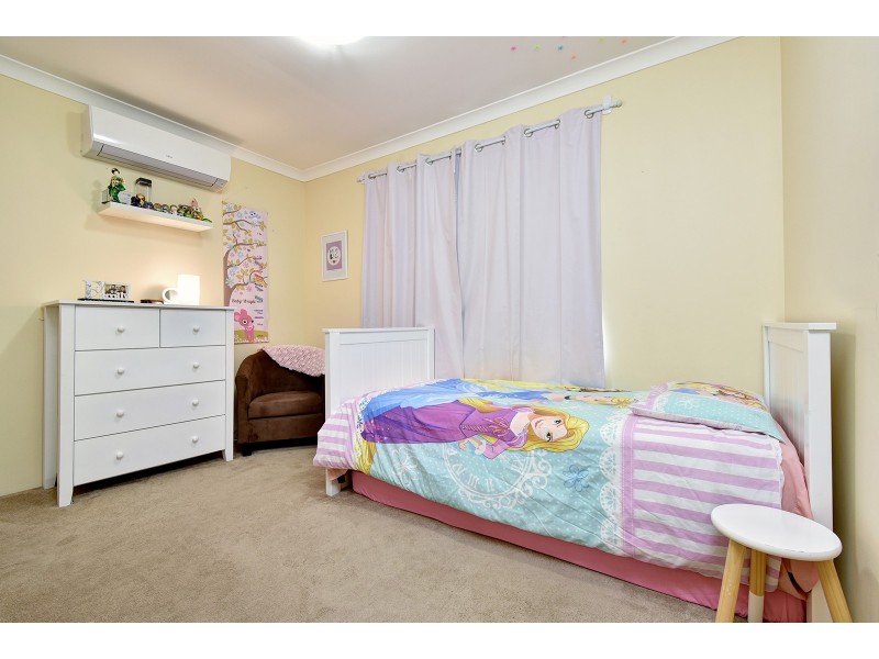 27 Zingarello Street, Pearsall WA 6065