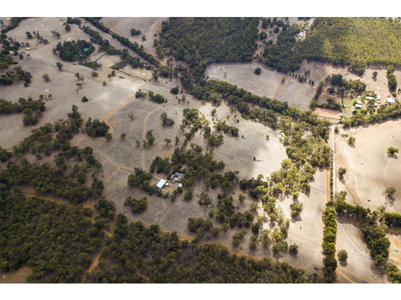 126 Breeze Road, Gidgegannup WA 6083