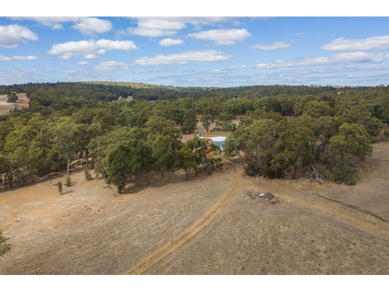 126 Breeze Road, Gidgegannup WA 6083