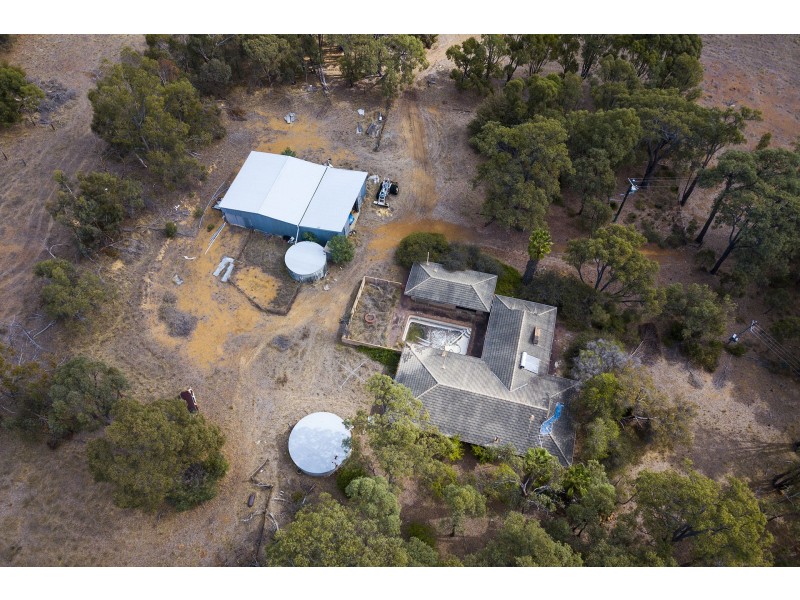 126 Breeze Road, Gidgegannup WA 6083