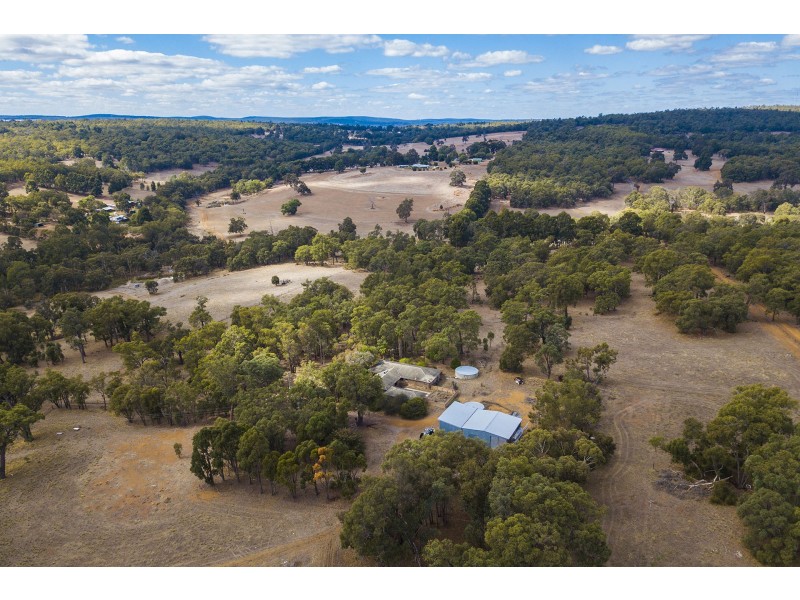 126 Breeze Road, Gidgegannup WA 6083