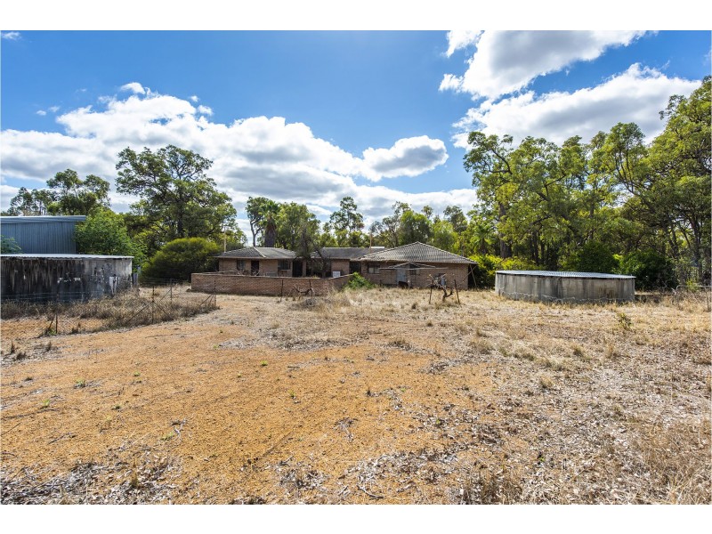 126 Breeze Road, Gidgegannup WA 6083