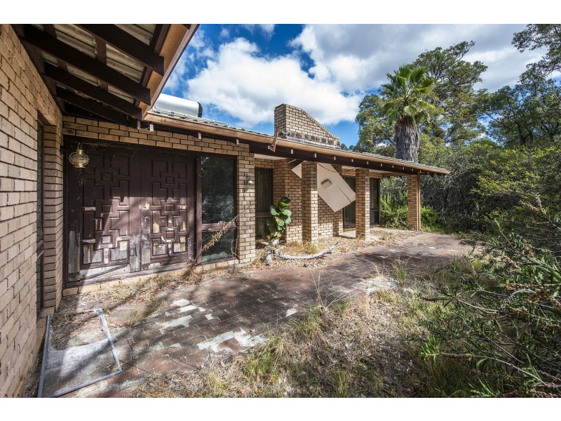 126 Breeze Road, Gidgegannup WA 6083