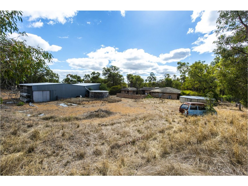 126 Breeze Road, Gidgegannup WA 6083