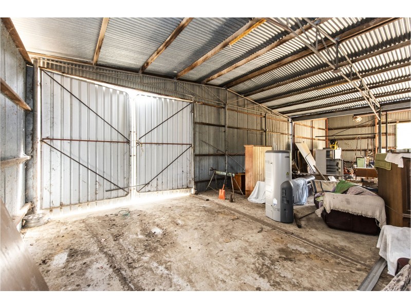 126 Breeze Road, Gidgegannup WA 6083