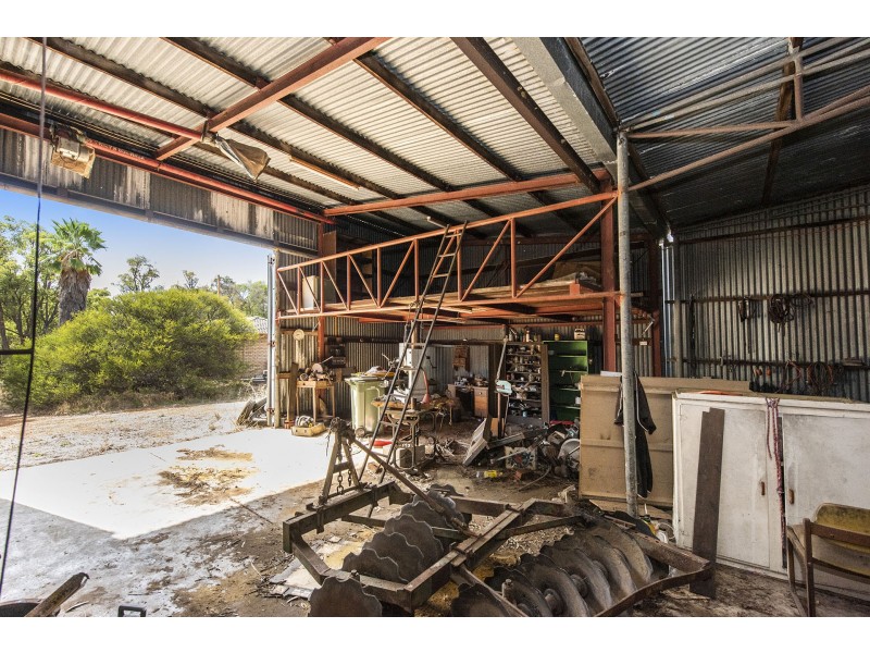 126 Breeze Road, Gidgegannup WA 6083