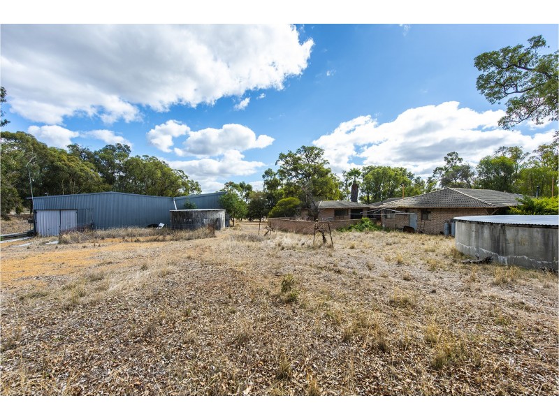 126 Breeze Road, Gidgegannup WA 6083