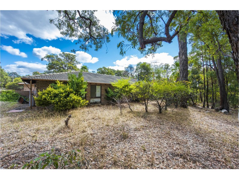 126 Breeze Road, Gidgegannup WA 6083