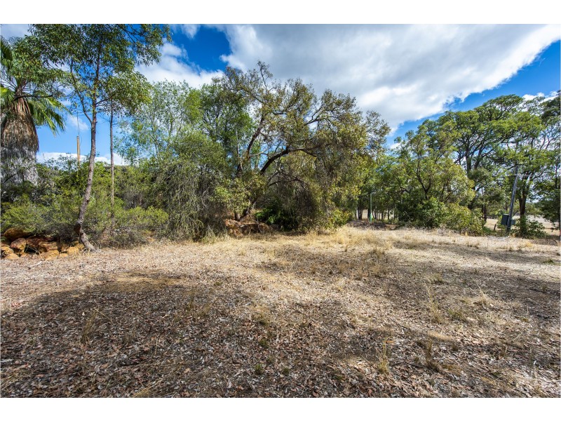 126 Breeze Road, Gidgegannup WA 6083