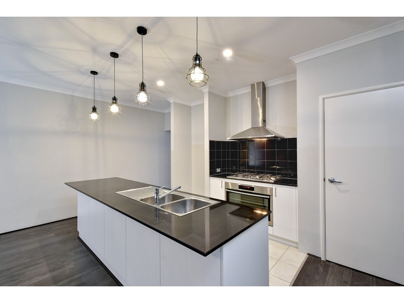50 Fishbone Turn, Banksia Grove WA 6031