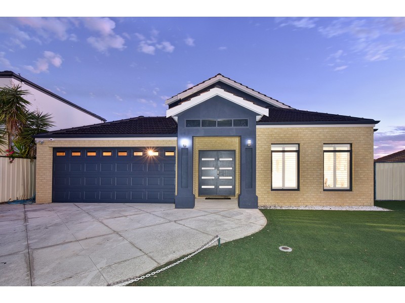 124 Golf Links Drive, Carramar WA 6031