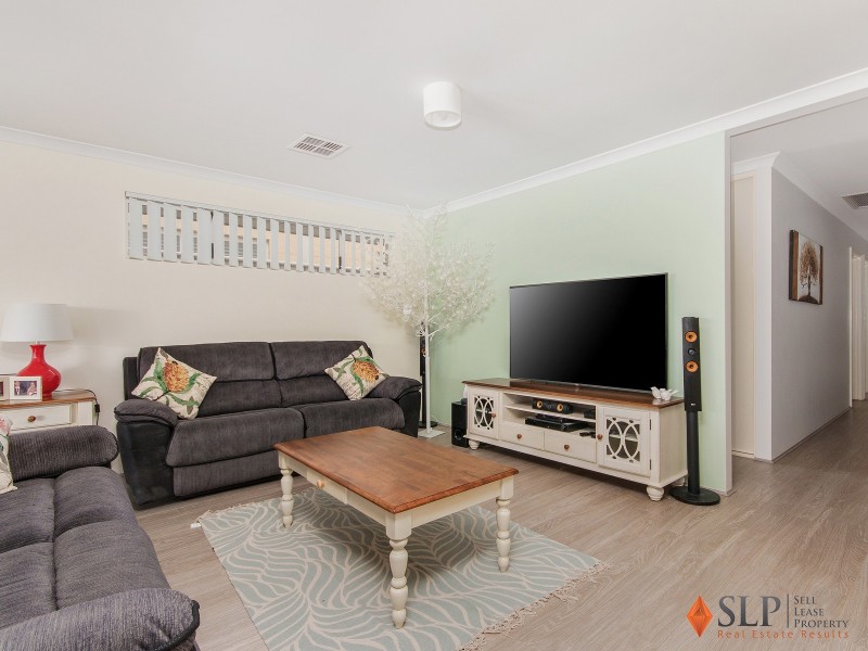 14 Wandina Way, Golden Bay WA 6174