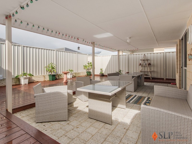 14 Wandina Way, Golden Bay WA 6174