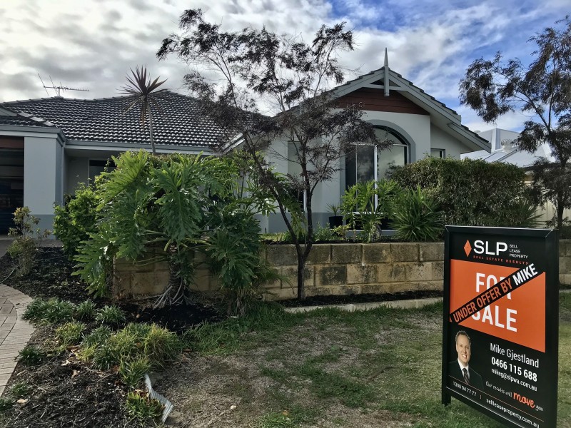 20 Lareema Gardens, Banksia Grove WA 6031