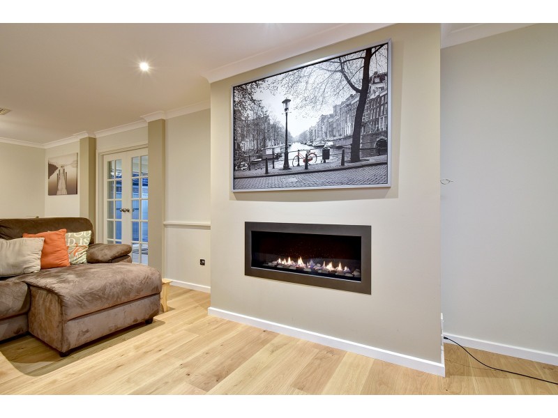 20 Lareema Gardens, Banksia Grove WA 6031