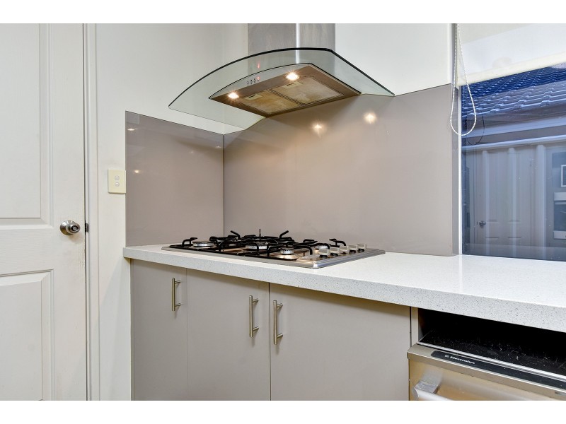 20 Lareema Gardens, Banksia Grove WA 6031