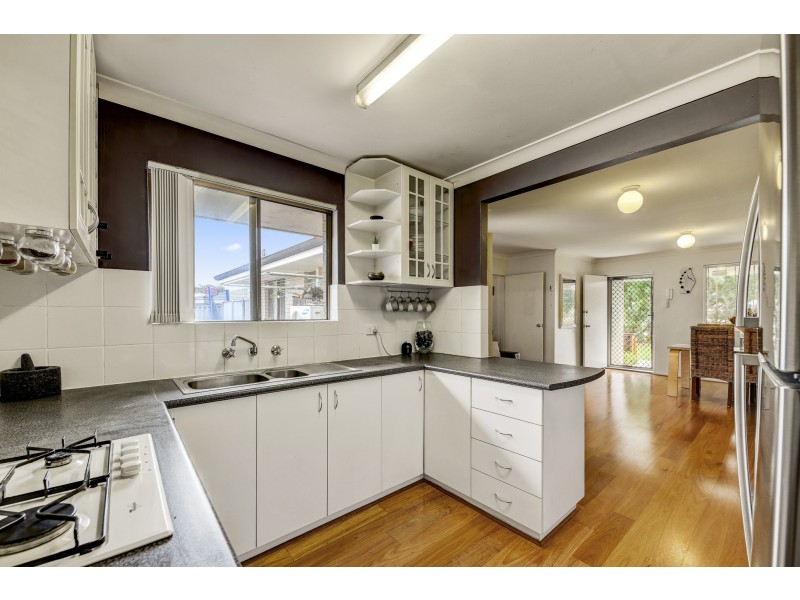 20J Roxwell Way, Girrawheen WA 6064