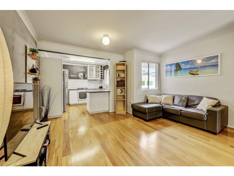 20J Roxwell Way, Girrawheen WA 6064