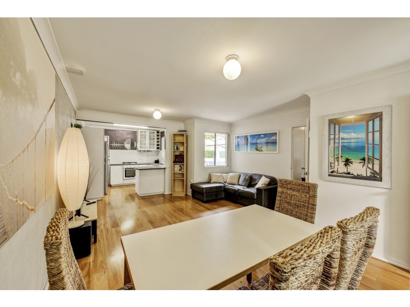 20J Roxwell Way, Girrawheen WA 6064