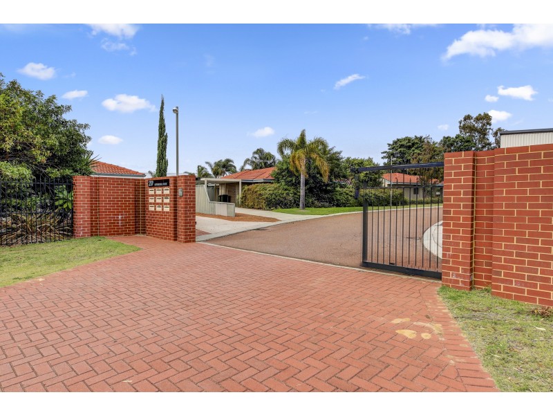 20J Roxwell Way, Girrawheen WA 6064