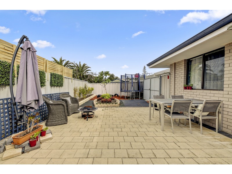20J Roxwell Way, Girrawheen WA 6064