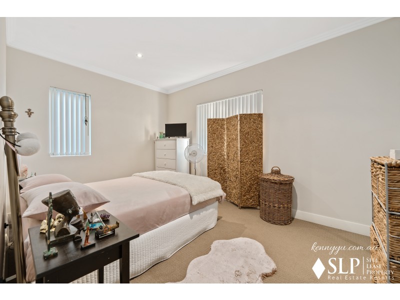 26 Kembla Circle, Madeley WA 6065