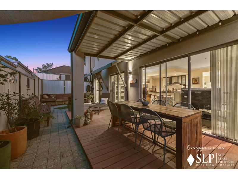 26 Kembla Circle, Madeley WA 6065