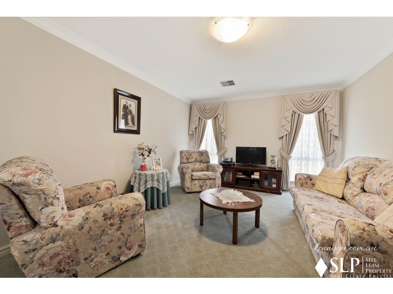 10 Cesare Circle, Madeley WA 6065