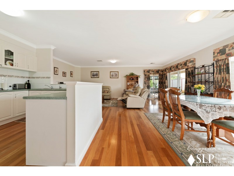 10 Cesare Circle, Madeley WA 6065