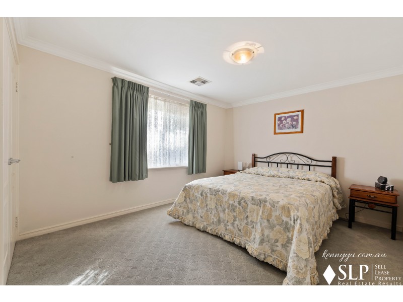 10 Cesare Circle, Madeley WA 6065