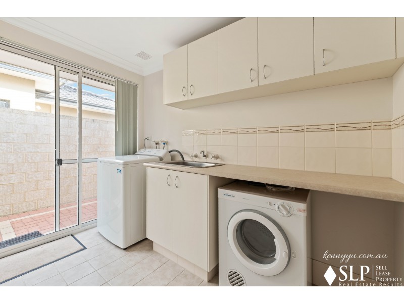 10 Cesare Circle, Madeley WA 6065