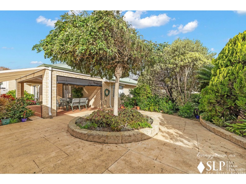 10 Cesare Circle, Madeley WA 6065