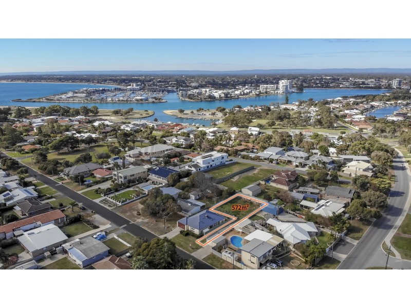 47a Peter Street, Halls Head WA 6210