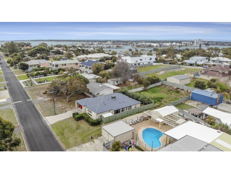 47a Peter Street, Halls Head WA 6210
