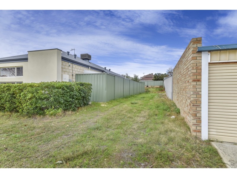 47a Peter Street, Halls Head WA 6210