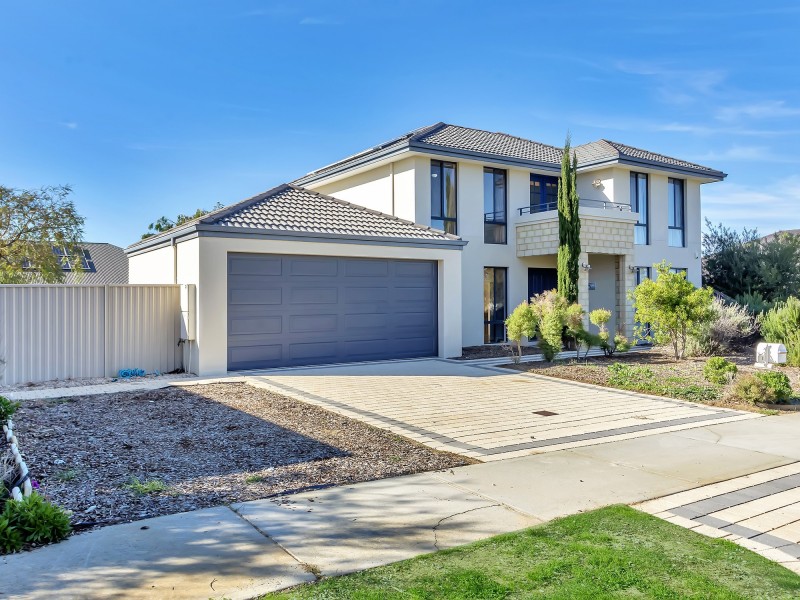 8 Swinford Approach, Butler WA 6036