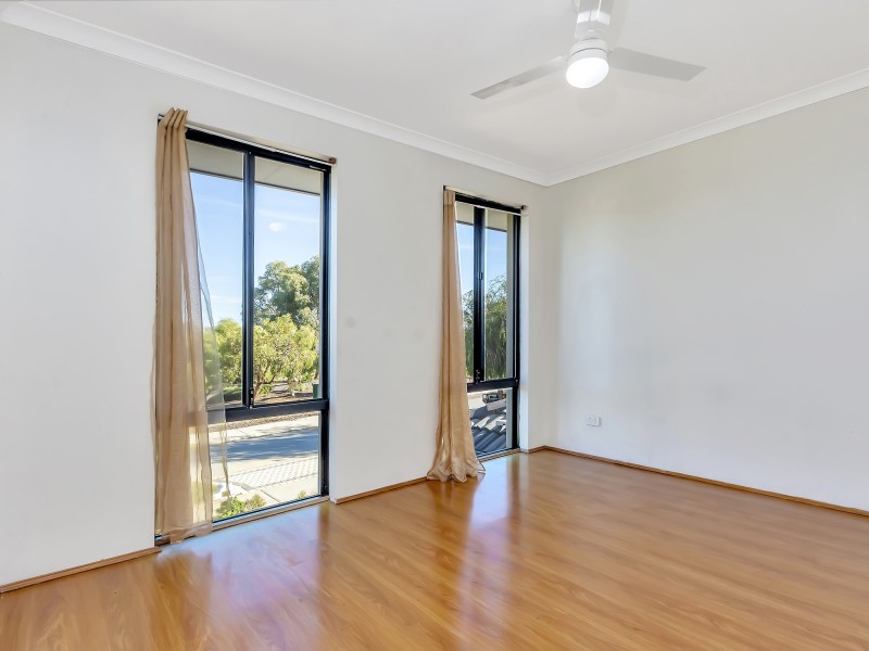 8 Swinford Approach, Butler WA 6036