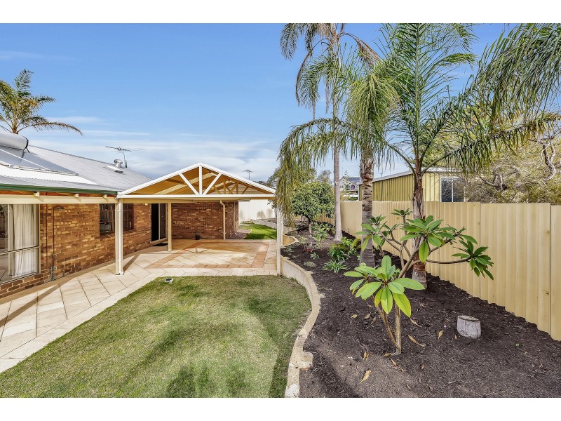 5 Silkwood Close, Halls Head WA 6210