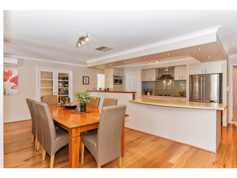 45 Jardine Street, Stirling WA 6021