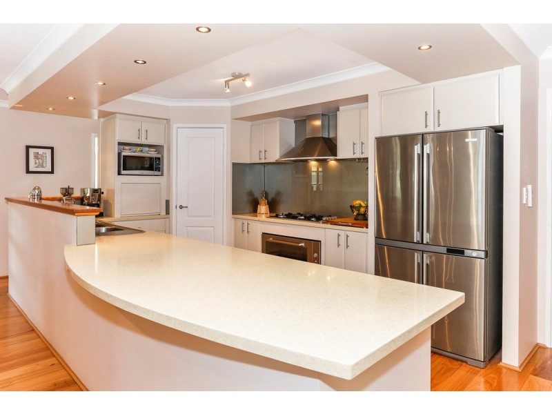 45 Jardine Street, Stirling WA 6021