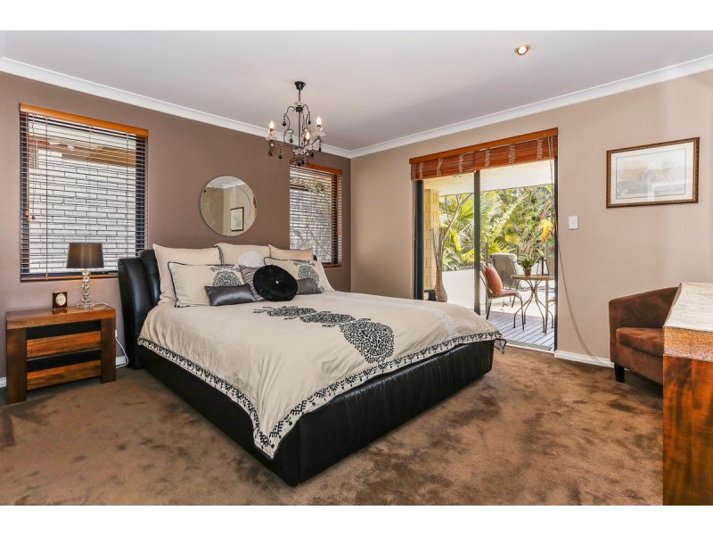 45 Jardine Street, Stirling WA 6021