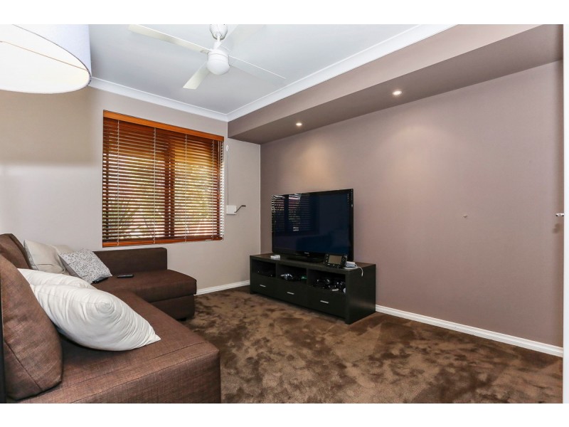 45 Jardine Street, Stirling WA 6021