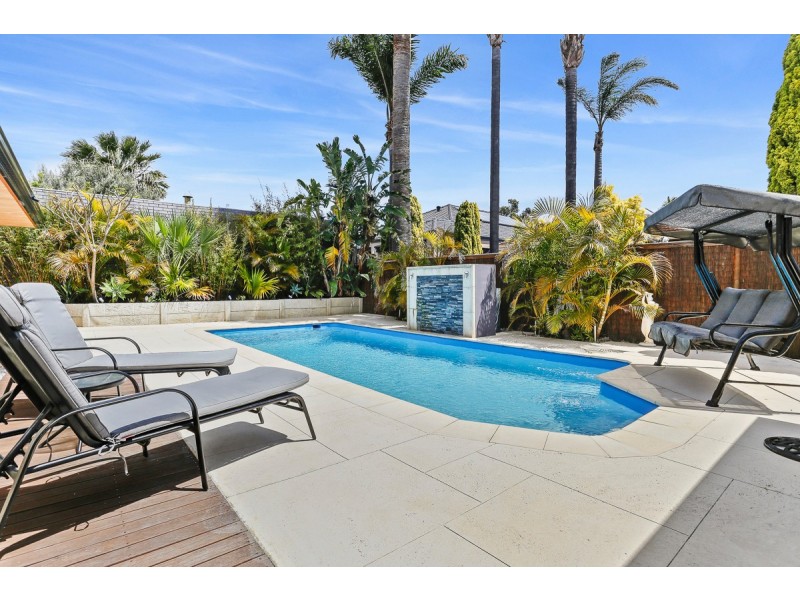 45 Jardine Street, Stirling WA 6021