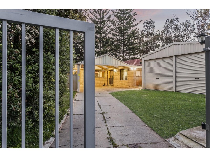 14 Lynda Crescent, Cooloongup WA 6168